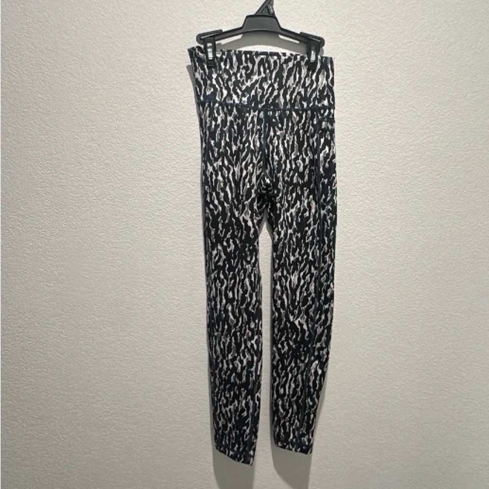 Sweaty Betty leggings size XS